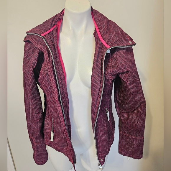 Bench Geometric Light Jacket with Hidden Hood - XL - Picture 8 of 13